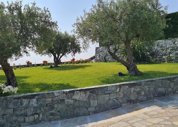 Aga Bed & Breakfast Noli